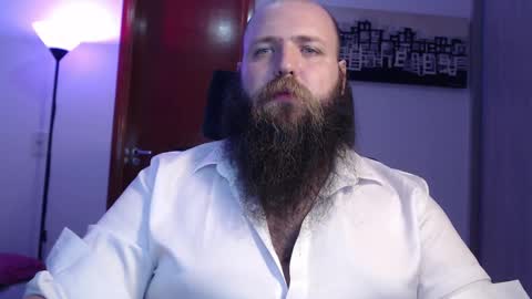 Snapshot of polar_bear91 chatting on March 9, 4:49 am Bear online show from March 9, 4:49 am