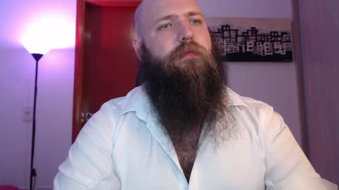 Snapshot of polar_bear91 chatting on March 12, 5:24 am Bear online show from March 12, 5:24 am