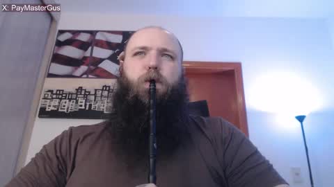 Snapshot of polar_bear91 chatting on October 23, 2:22 am Bear online show from October 23, 2:22 am