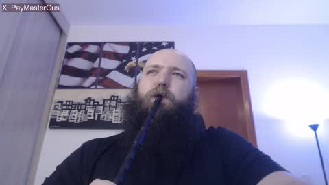 Snapshot of polar_bear91 chatting on October 29, 3:31 am Bear online show from October 29, 3:31 am