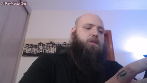 Snapshot of polar_bear91 chatting on November 15, 3:59 am Bear online show from November 15, 3:59 am