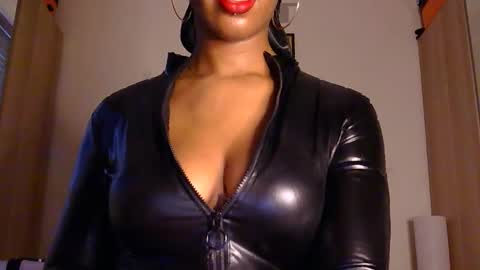 Snapshot of poleheathen chatting on February 14, 9:06 am Heathen online show from February 14, 9:06 am