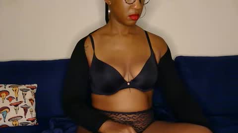 Snapshot of poleheathen chatting on March 22, 2:15 am Heathen online show from March 22, 2:15 am