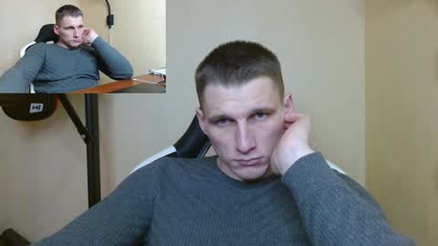 Snapshot of poliglotjoe chatting on January 9, 11:25 am Poliglot online show from January 9, 11:25 am