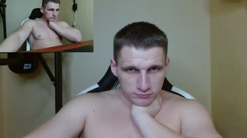 Snapshot of poliglotjoe chatting on January 14, 4:18 pm Poliglot online show from January 14, 4:18 pm