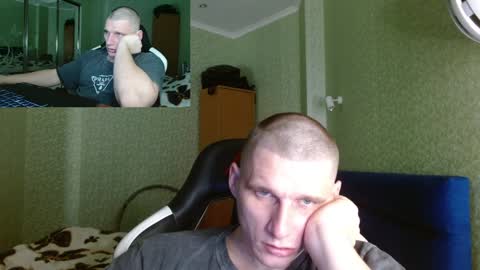 Snapshot of poliglotjoe chatting on January 23, 11:58 pm Poliglot online show from January 23, 11:58 pm