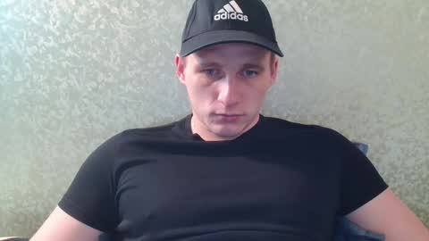 Snapshot of poliglotjoe chatting on March 4, 9:29 am Poliglot online show from March 4, 9:29 am