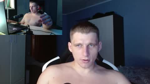 Snapshot of poliglotjoe chatting on September 13, 3:12 pm Poliglot online show from September 13, 3:12 pm