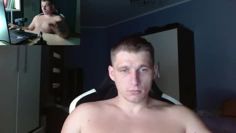 Snapshot of poliglotjoe chatting on September 15, 1:16 am Poliglot online show from September 15, 1:16 am