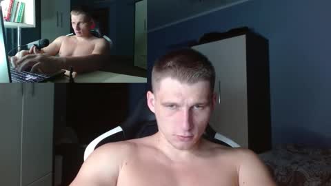 Snapshot of poliglotjoe chatting on September 16, 3:07 am Poliglot online show from September 16, 3:07 am