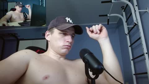 Snapshot of poliglotjoe2 chatting on January 12, 6:24 pm Poliglotjoe2 online show from January 12, 6:24 pm