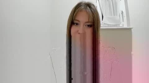 Snapshot of polihoney chatting on January 18, 4:44 pm Polina online show from January 18, 4:44 pm