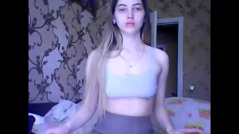 polik21229 online show from May 7, 12:32 pm