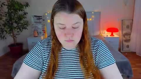 Snapshot of polinasallivan chatting on April 5, 2:25 pm Polina online show from April 5, 2:25 pm
