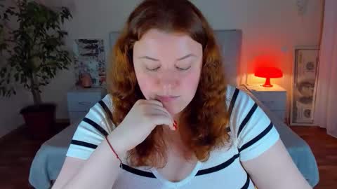 Snapshot of polinasallivan chatting on April 29, 5:52 pm Polina online show from April 29, 5:52 pm