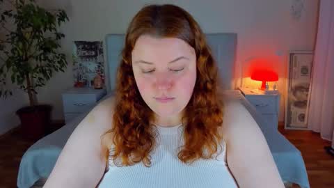 Snapshot of polinasallivan chatting on May 11, 4:15 pm Polina online show from May 11, 4:15 pm