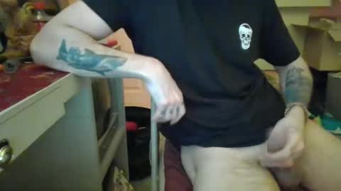 Snapshot of polishrifle3 chatting on January 17, 7:08 am jaws online show from January 17, 7:08 am