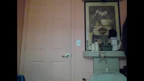 Snapshot of polishrifle3 chatting on September 19, 8:38 am jaws online show from September 19, 8:38 am