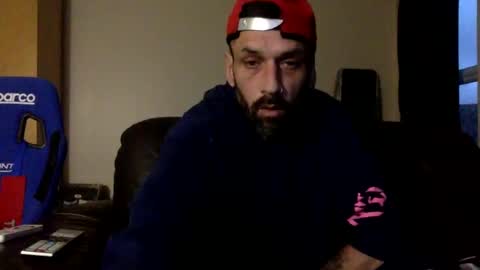 Snapshot of polla101 chatting on December 7, 4:14 pm aquiles online show from December 7, 4:14 pm