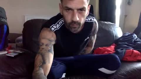 Snapshot of polla101 chatting on December 24, 8:44 am aquiles online show from December 24, 8:44 am