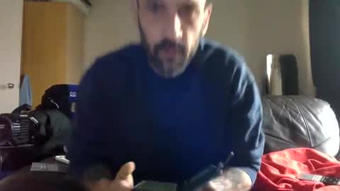 Snapshot of polla101 chatting on February 15, 11:17 am aquiles online show from February 15, 11:17 am