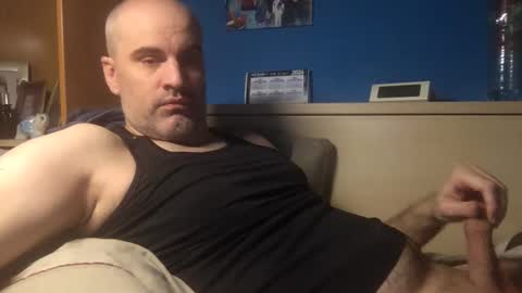 Snapshot of pollito1985 chatting on April 10, 8:52 am DIEGO O DIEGUITO online show from April 10, 8:52 am