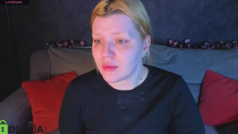 Polly online show from May 18, 1:13 am