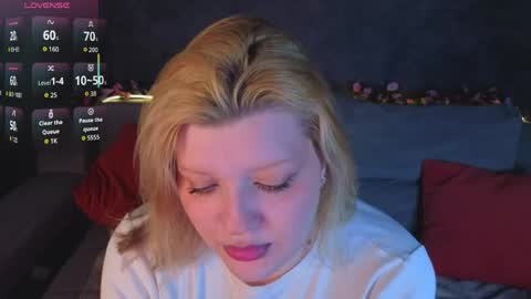 Polly online show from May 18, 4:07 am