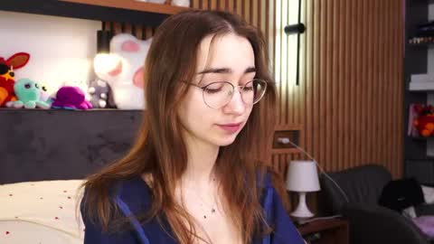 Polly online show from February 28, 7:42 am