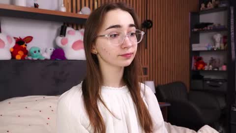 Polly online show from March 21, 7:35 am