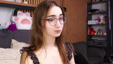 Polly online show from March 30, 12:06 pm