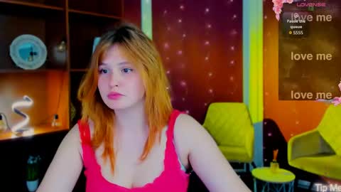 polly_cute1 online show from April 27, 7:01 pm