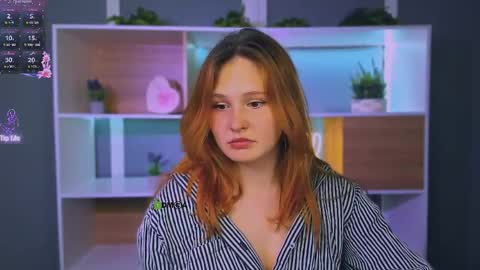 polly_cute1 online show from May 9, 7:08 pm