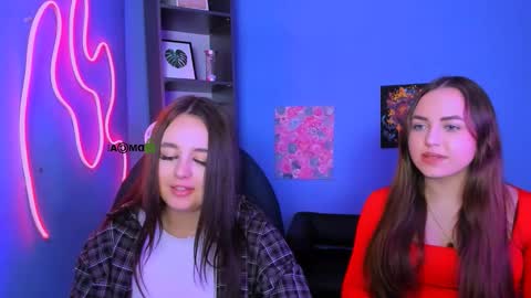 Polly online show from March 13, 5:30 pm