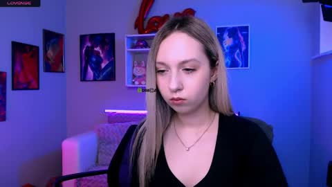 Polly online show from March 30, 9:21 am