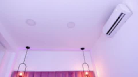Snapshot of pollybabe_ chatting on May 6, 10:20 am POLLY online show from May 6, 10:20 am
