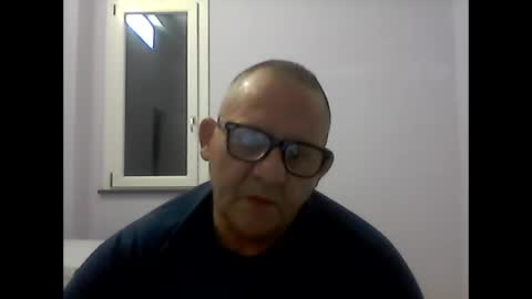 Snapshot of pongo72 chatting on November 5, 12:10 am pongo72 online show from November 5, 12:10 am