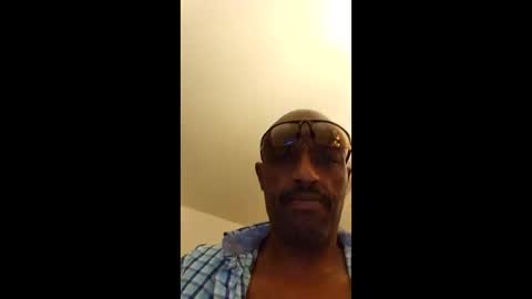 Phil online show from May 31, 4:42 am