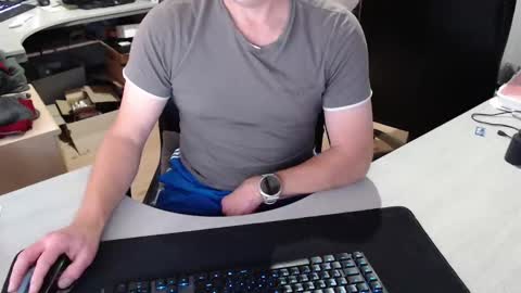 Snapshot of poodledude chatting on November 18, 1:37 pm Dave online show from November 18, 1:37 pm