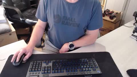 Snapshot of poodledude chatting on March 2, 9:38 am Dave online show from March 2, 9:38 am