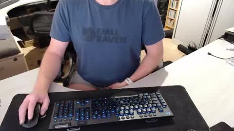 Snapshot of poodledude chatting on March 8, 11:03 am Dave online show from March 8, 11:03 am