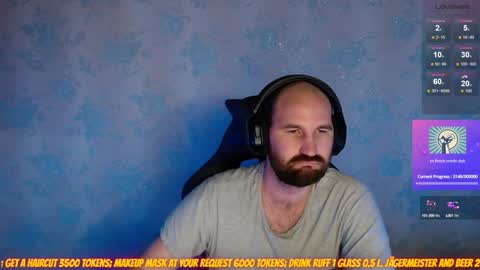 Snapshot of popadosik_mod chatting on January 30, 5:30 am Popadosik mod online show from January 30, 5:30 am