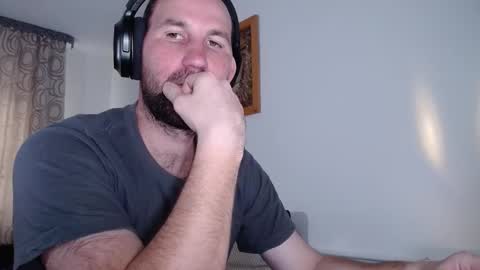 Snapshot of popadosik_mod chatting on March 4, 10:10 am Popadosik mod online show from March 4, 10:10 am