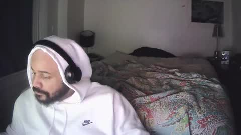 popfizzt online show from November 9, 5:28 am