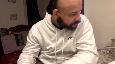 popfizzt online show from November 27, 4:14 am