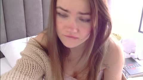 Snapshot of poppyjoyyy chatting on March 31, 11:16 pm Poppy Joy online show from March 31, 11:16 pm