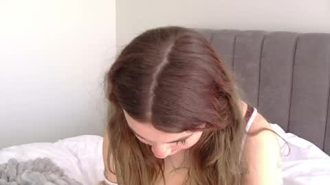 Snapshot of poppyjoyyy chatting on April 2, 11:13 pm Poppy Joy online show from April 2, 11:13 pm