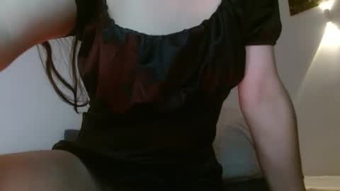 porcelainlux online show from May 12, 2:52 am