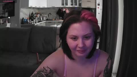 Snapshot of porrrno_pony chatting on February 14, 11:29 am Pony online show from February 14, 11:29 am