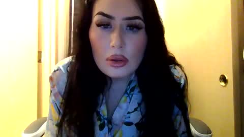 Snapshot of porshathegoddess69 chatting on February 18, 9:33 pm porshathegoddess69 online show from February 18, 9:33 pm